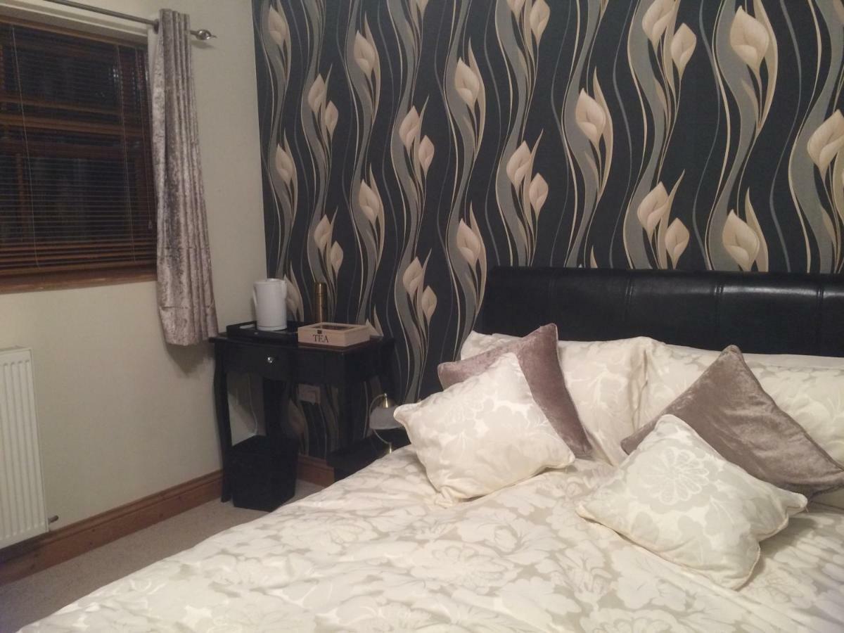 ويتبي Eskdale House B&B الغرفة الصورة